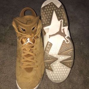 Retro 6’s (wheat)